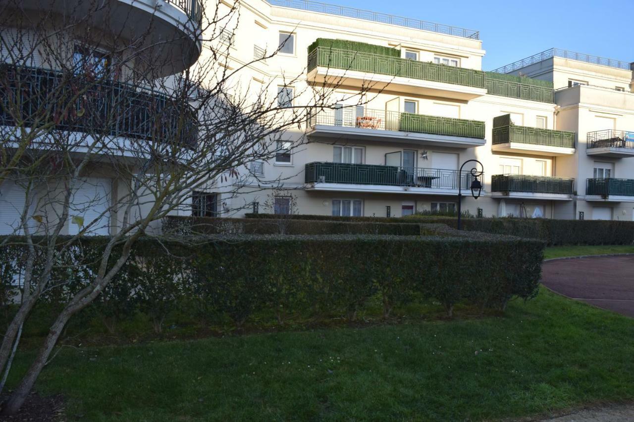Appartement Avec Rez De Jardin A Disneyland Montevrain Ngoại thất bức ảnh