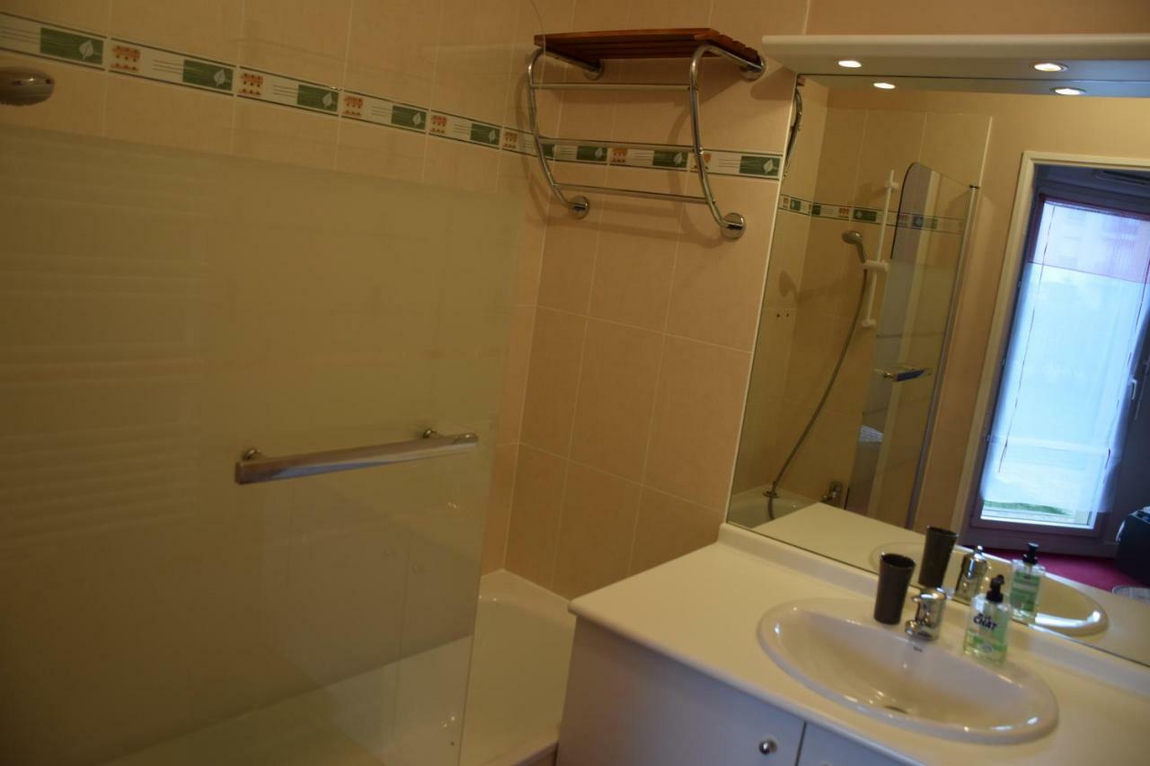 Appartement Avec Rez De Jardin A Disneyland Montevrain Ngoại thất bức ảnh