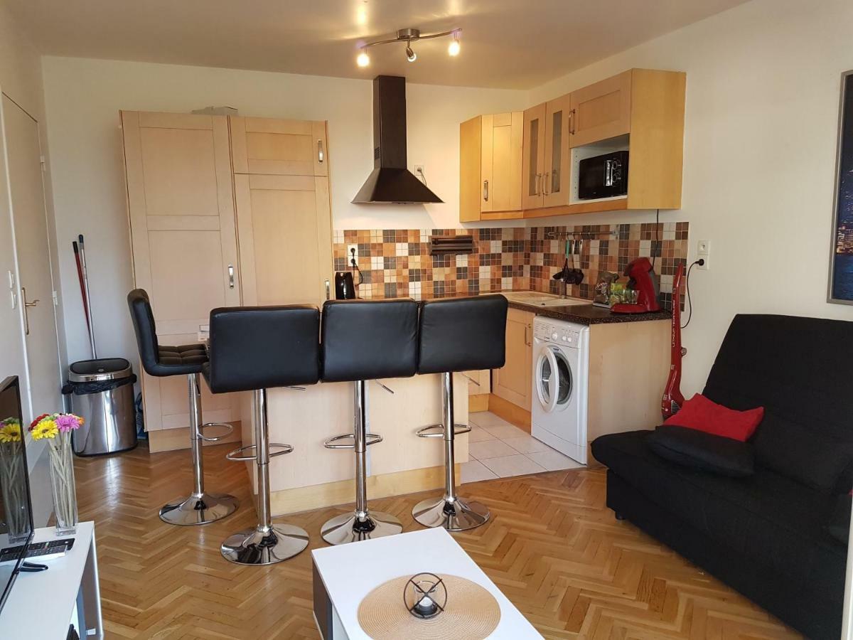 Appartement Avec Rez De Jardin A Disneyland Montevrain Ngoại thất bức ảnh
